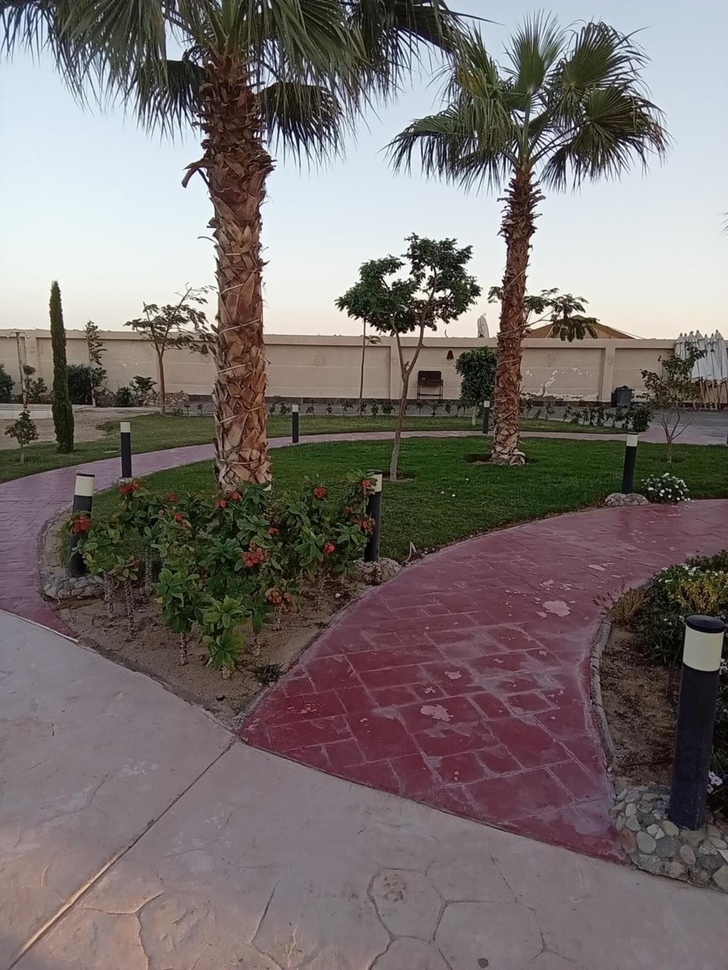 Casablanca Beach For Families And Couples Only Aparthotel Hurghada Ngoại thất bức ảnh