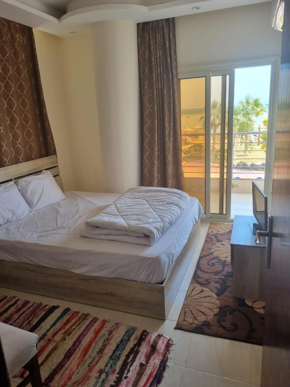 Casablanca Beach For Families And Couples Only Aparthotel Hurghada Ngoại thất bức ảnh